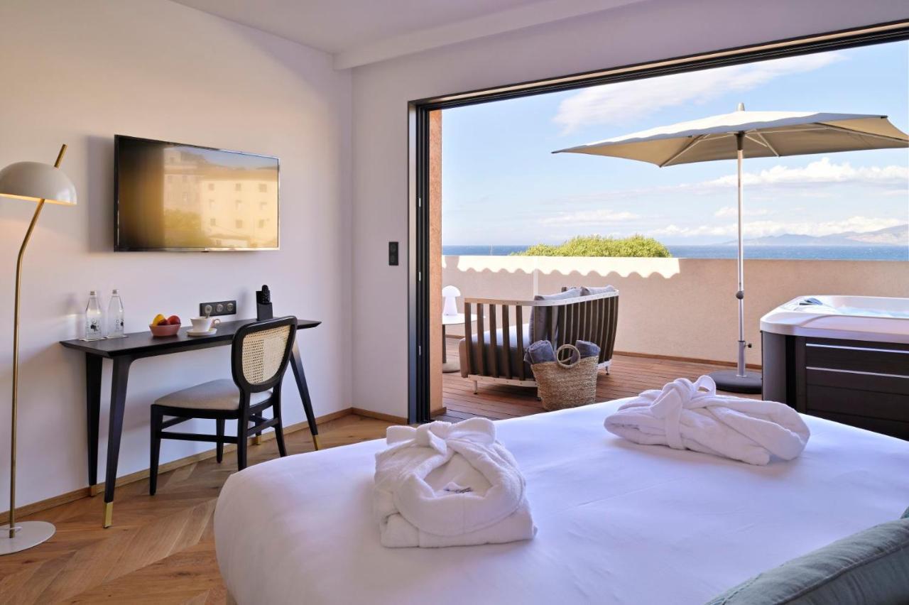 Hotel & Spa Rocabella LʼÎle-Rousse Eksteriør bilde